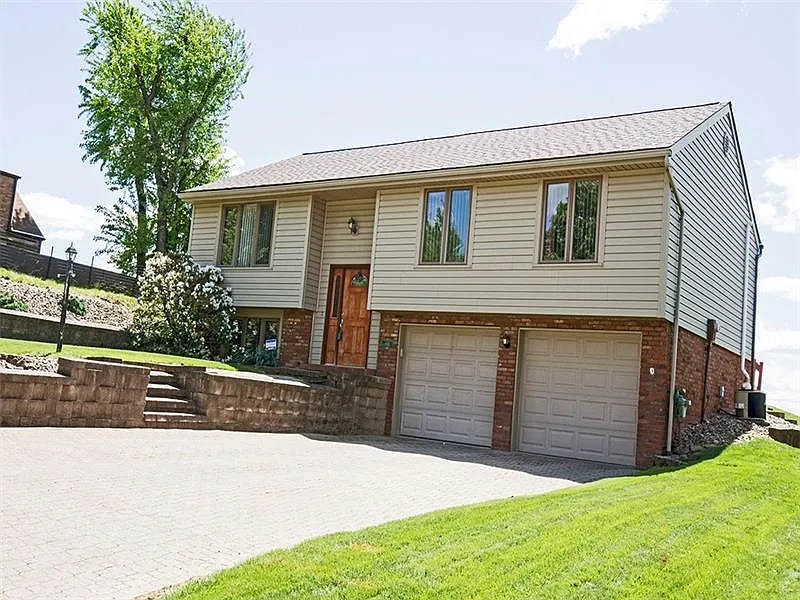 152 Willowood Dr photo 1