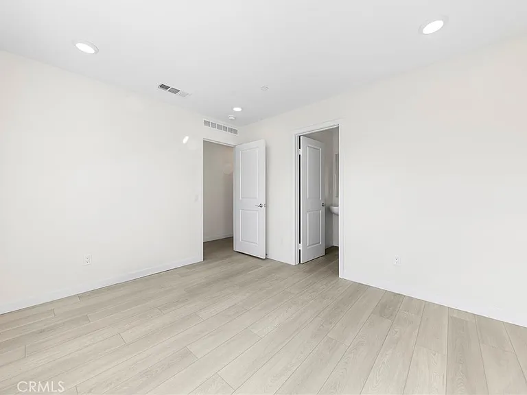 4344 Alamo Ln — Photo 12