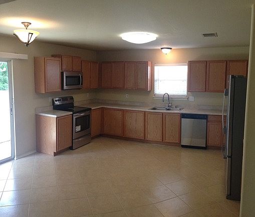 5th image of 9831 Charline Ln