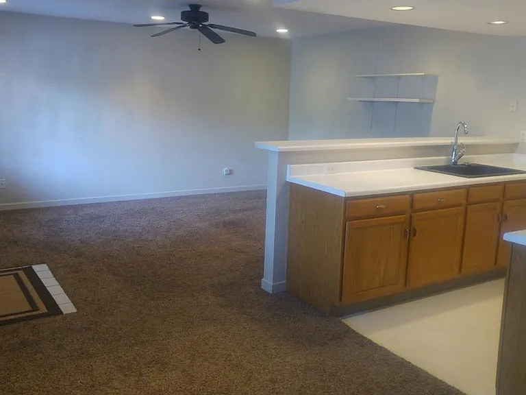 1225 W Prospect Rd #W90 — Photo 3