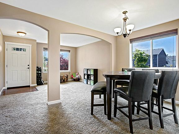 4th image of 9201 195th Street Ct E