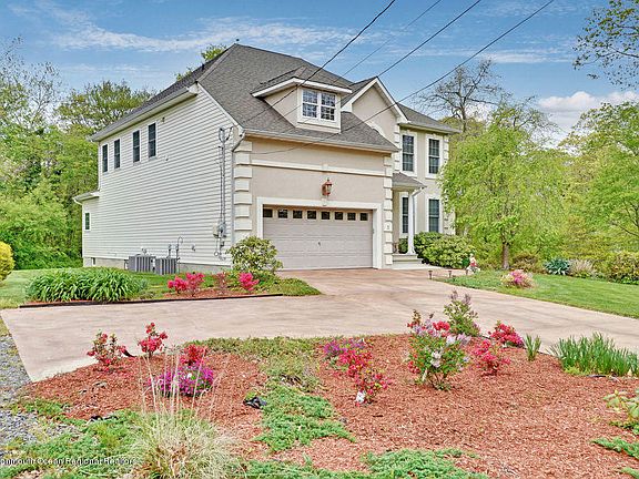 2nd image of 5 Garden Ave