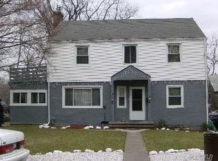 52 Manor Dr, Great Neck, NY 11020