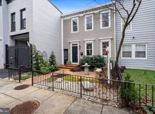 468 Ridge St NW, Washington, DC 20001