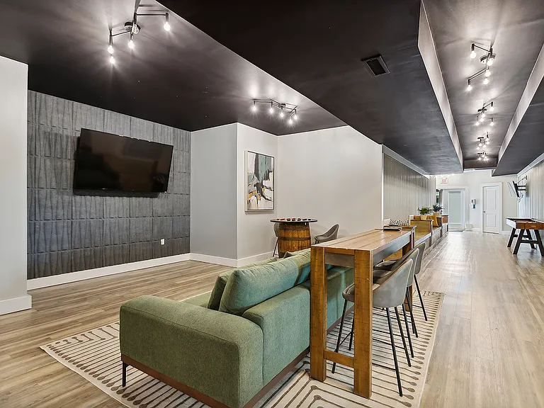Ridgeway Place — Photo 12