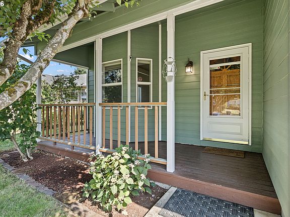 3rd image of 5268 Sugarpine Cir