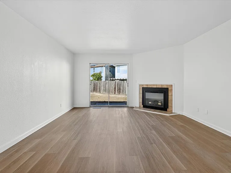 521 Spring Dr #A — Photo 7