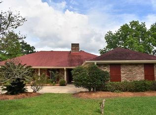62 Country Club Dr, La Place, LA 70068