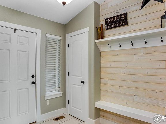 3rd image of 939 Scotch Pine Dr