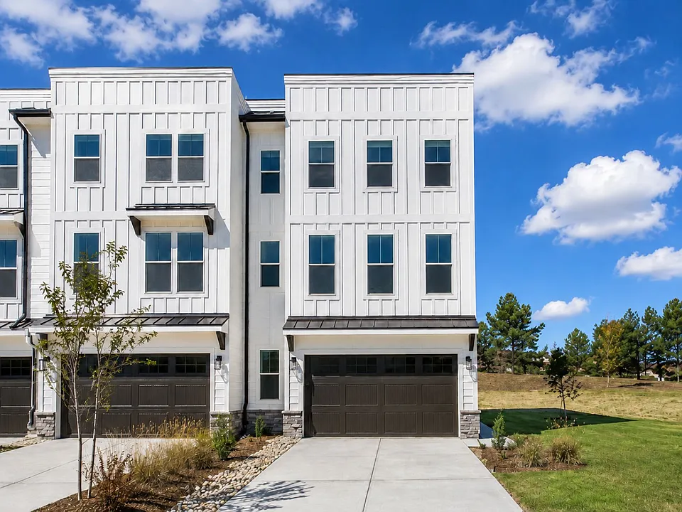 9234 Walnut Hill Rd NW
