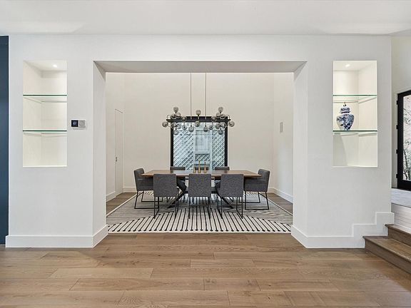 4th image of 6348 Vanderbilt St