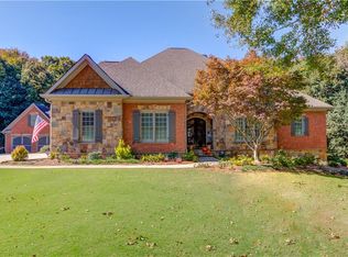 4760 Highland Point Dr, Auburn, GA 30011