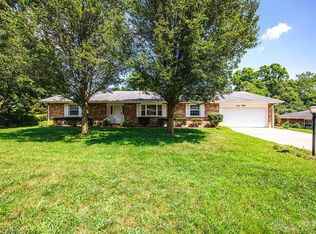 6122 Donnybrook Dr, Dayton, OH 45459
