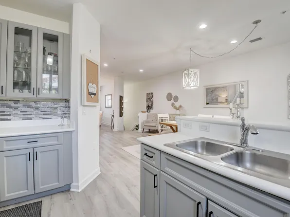 525 Bayfront Dr, Boynton Beach, FL 33435