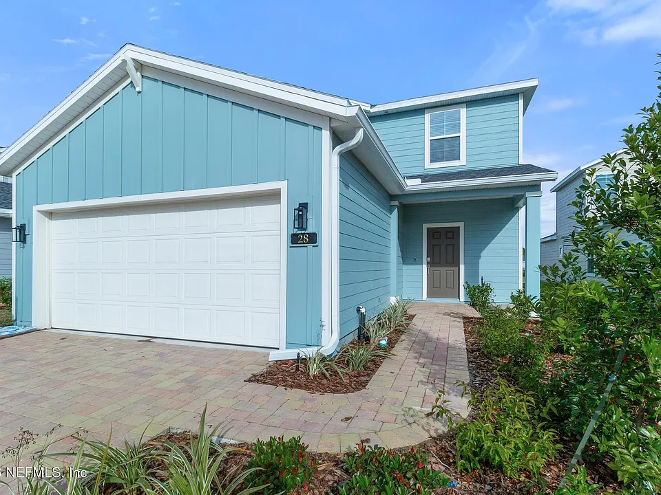28 Disston Cv
