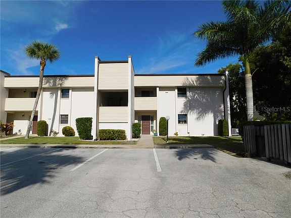 5th image of 3230 White Ibis Ct #A
