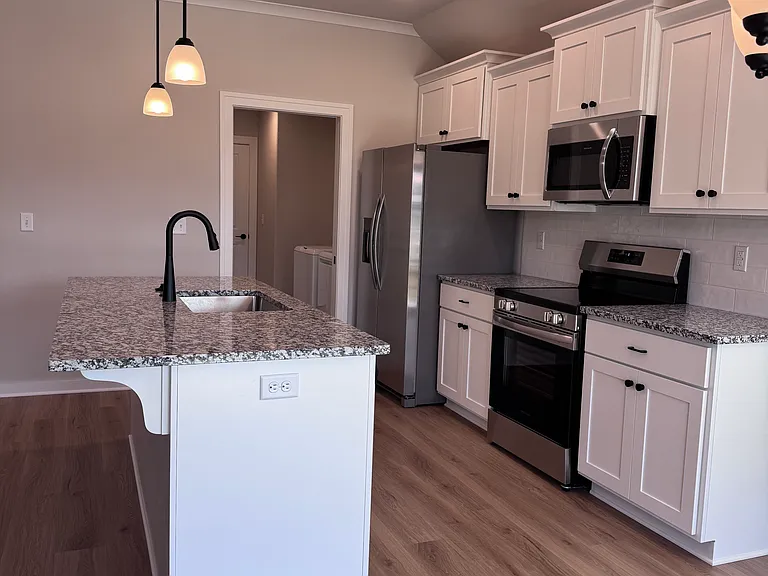 1102 Calla Lily Ave — Photo 4