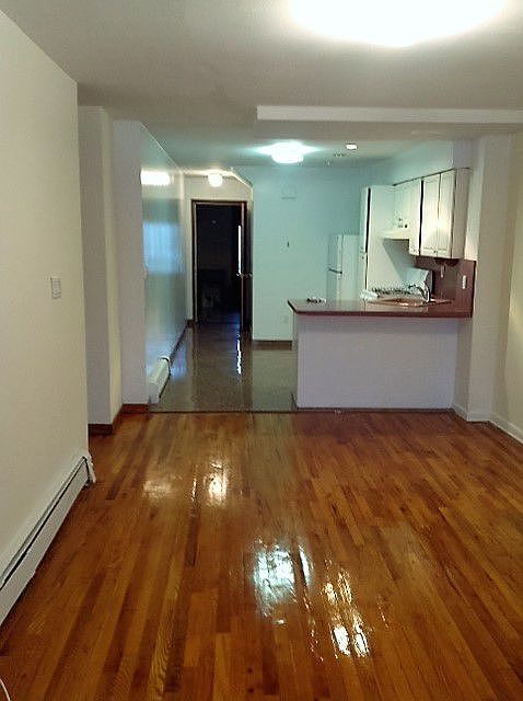 1st image of 2828 44th St #2