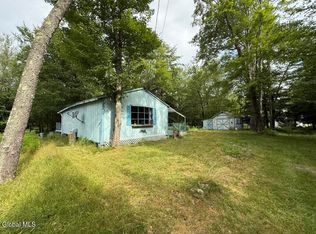 15 Pine Ln, Petersburgh, NY 12138