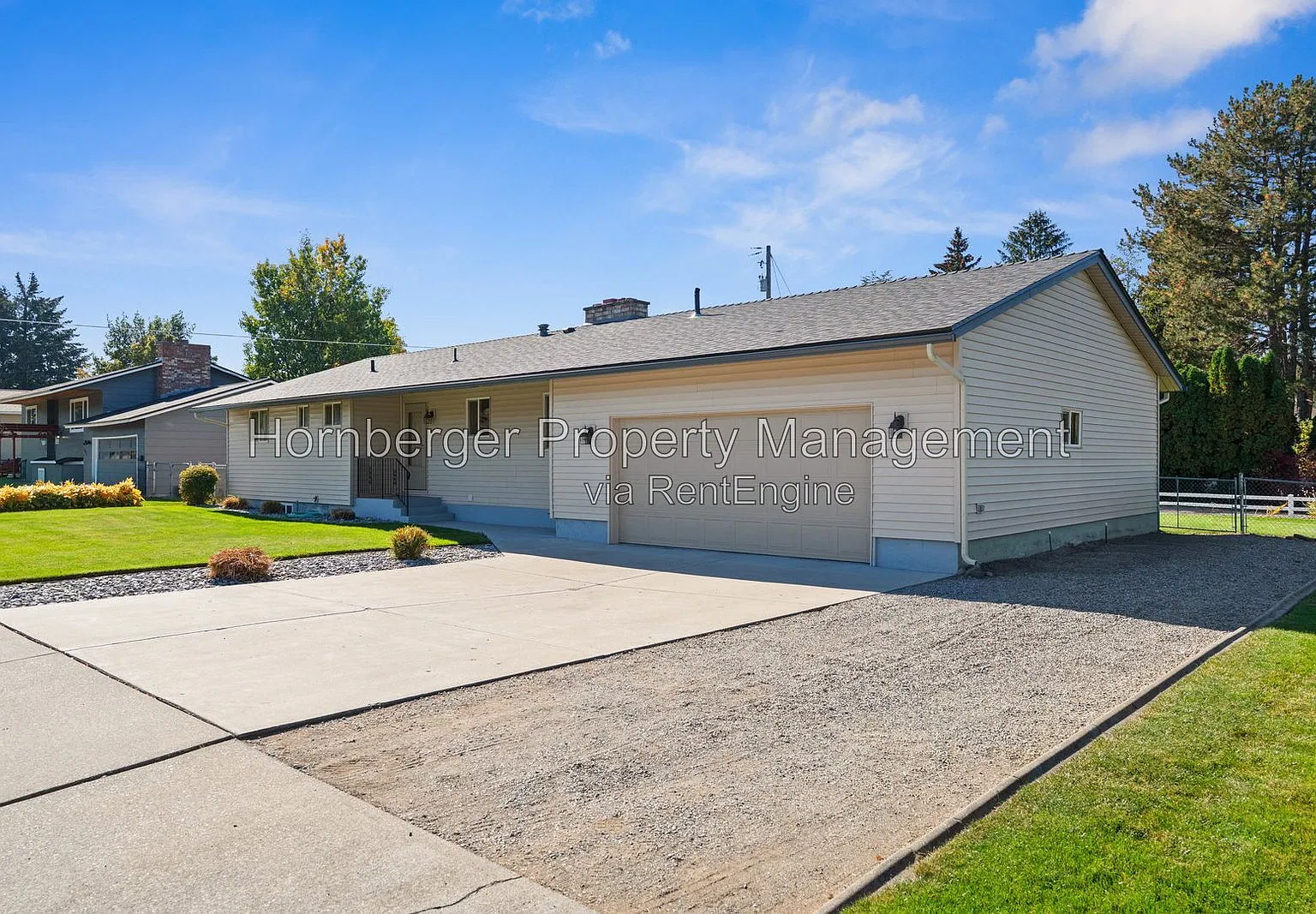 3 bed, 2.0 bath, 2568 sqft, $2,695 — Photo 1