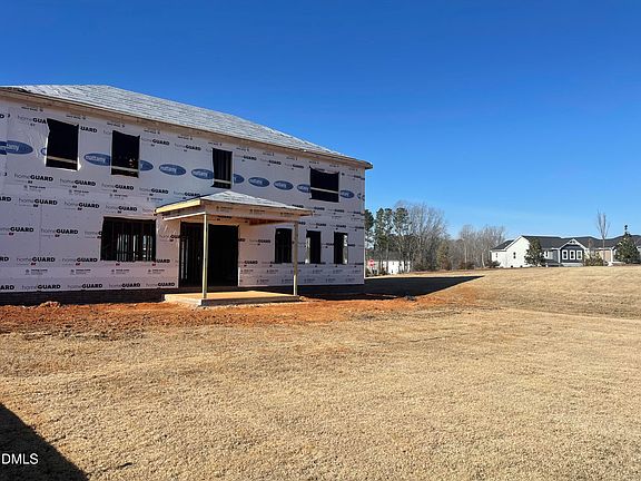 5th image of 136 Wood Orchid Ln