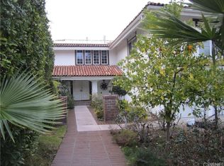 20006 Gypsy Ln, Woodland Hills, CA 91364