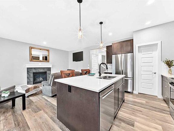 5th image of 41 NW Walcrest Way SE