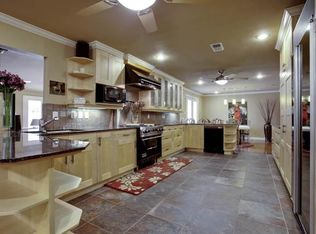 510 Smith St, Grapevine, TX 76051