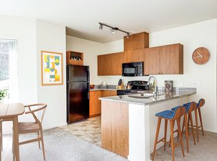7977 170th Ave NE #B316, Redmond, WA 98052
