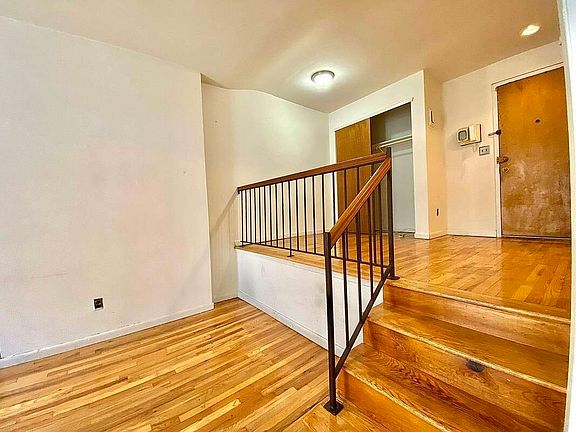 4th image of 246 W 102nd St #3AA
