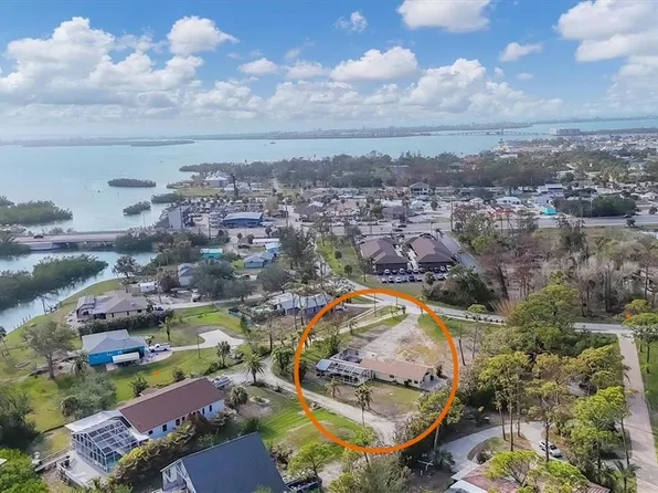 1665 Manor Rd, Englewood, FL 34223