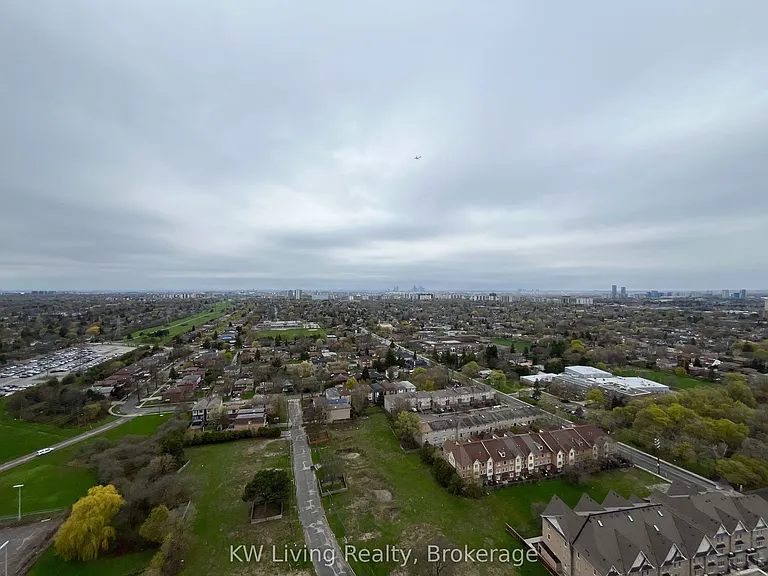 5858 Yonge St #2825 — Photo 13