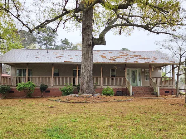 339 General Moultrie Dr, Bonneau, SC 29431