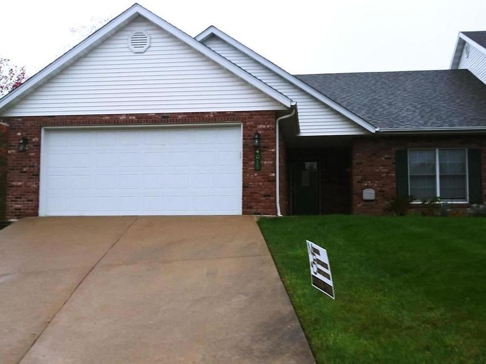 1st image of 4015 Terra Bella Dr
