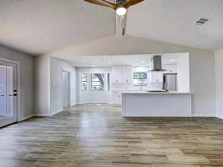 9723 Galston Ln — Photo 14