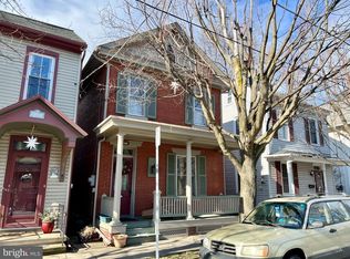 126 S Spruce St, Lititz, PA 17543