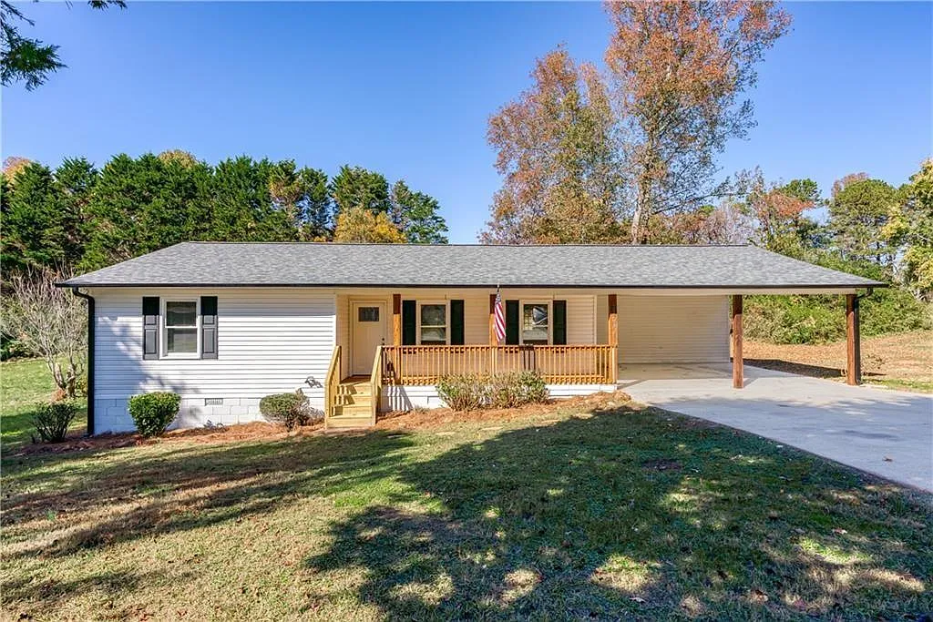 3 bed, 2.0 bath, 1416 sqft, $1,700 — Photo 1