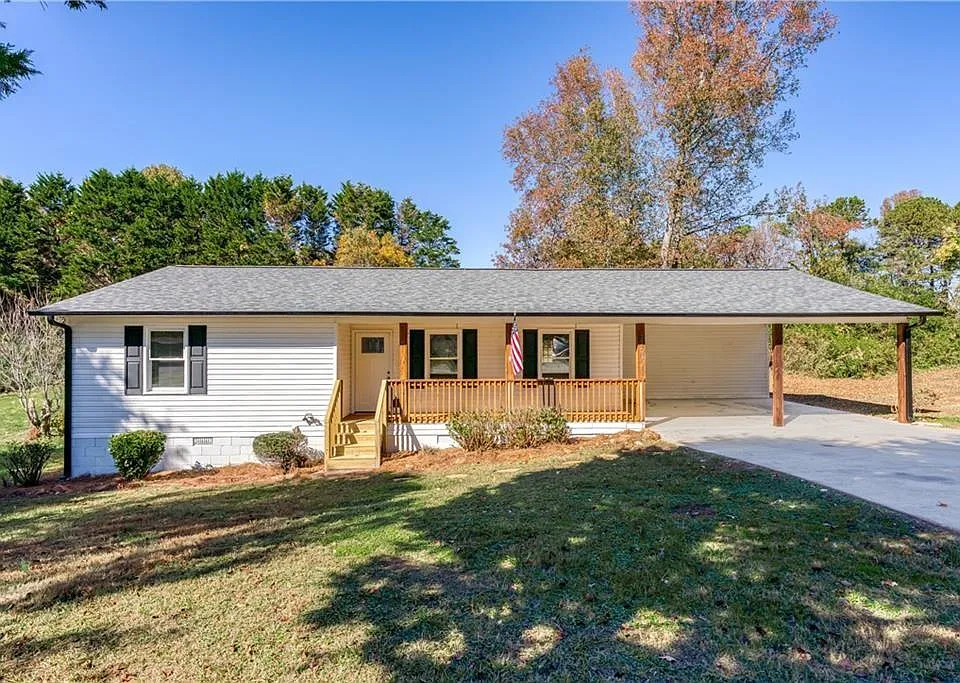 130 Glory Ln