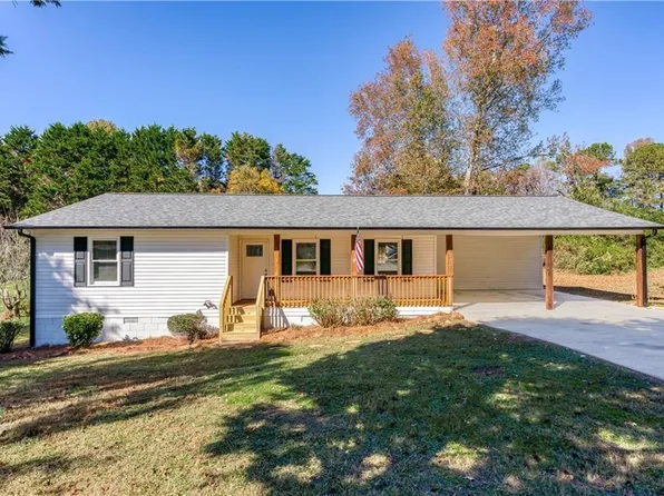 130 Glory Ln, Mount Airy, GA 30563