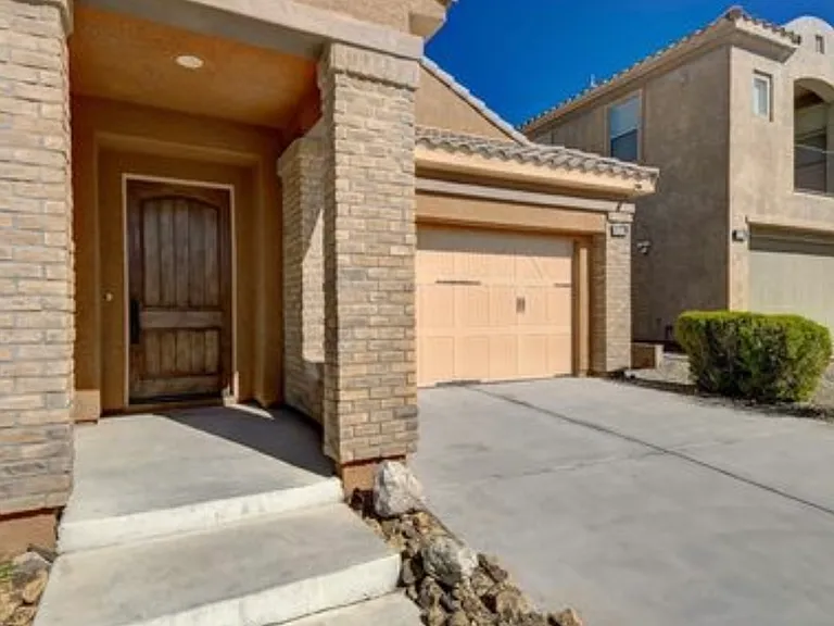 1216 Olivia Pkwy — Photo 6