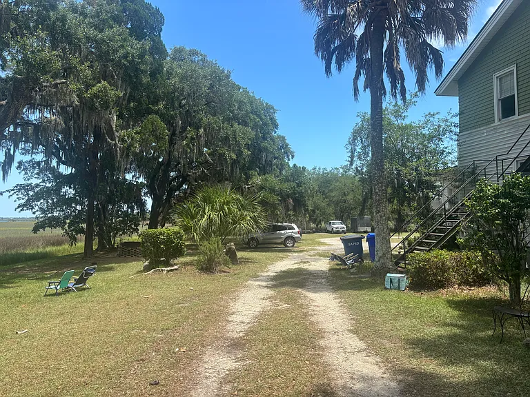 40 Captiva Row #B — Photo 11
