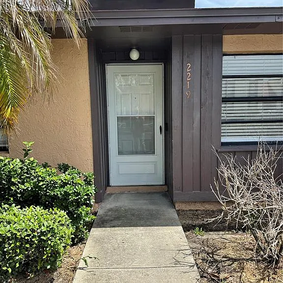 2219 Caribbean Dr S #27 — Photo 1