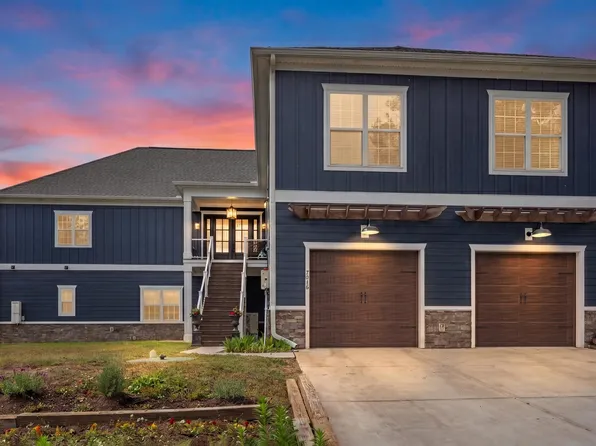 2618 Riverside Dr., Myrtle Beach, SC 29579