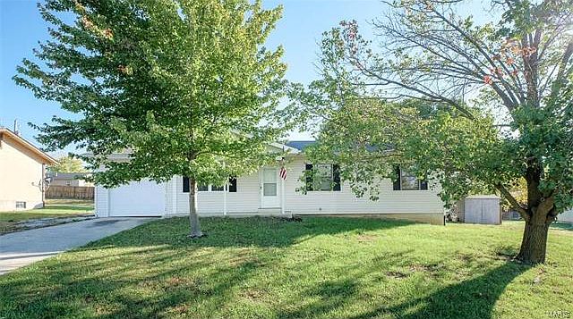 1st image of 1023 Persimmon Dr