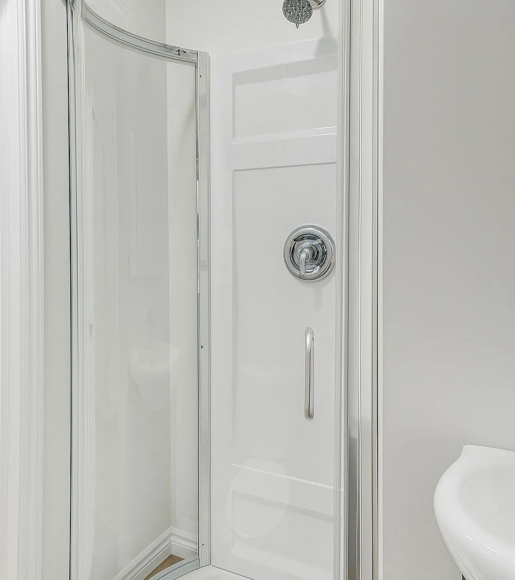 1 bed, $1,000 — Photo 4