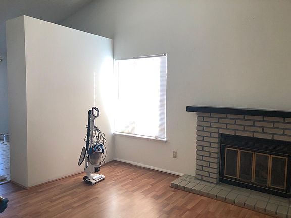4th image of 37650 Lemsford Ave