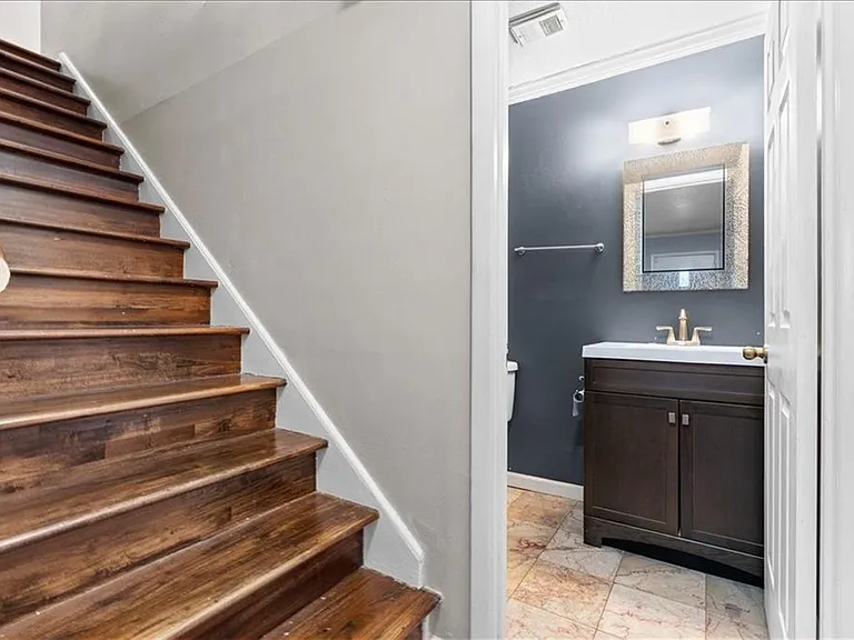 2412 Peachwood Cir NE #3 — Photo 16