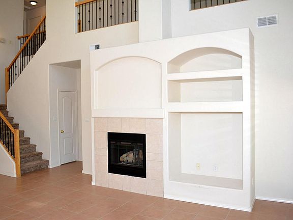 1516 Peppoli Loop (3)