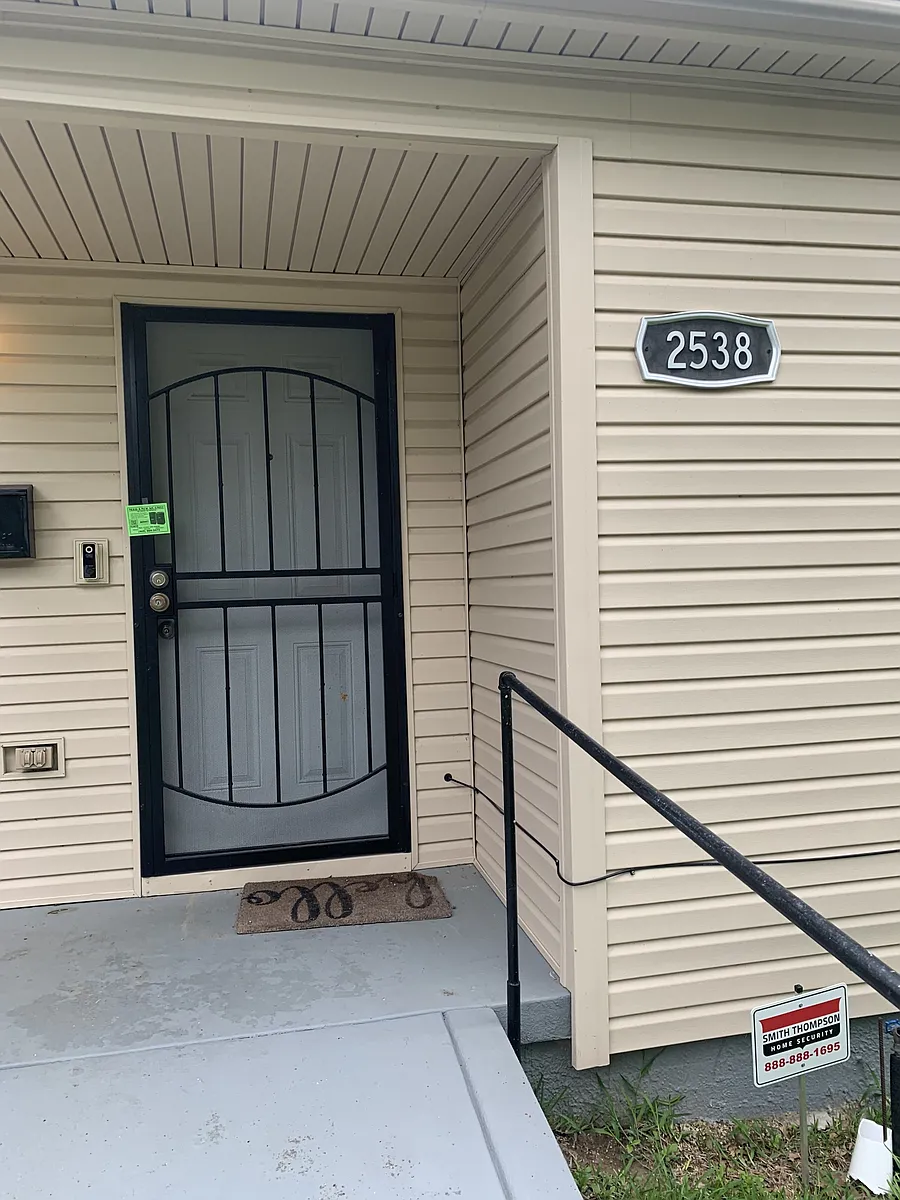 Building Photo - 2538 Stovall Dr