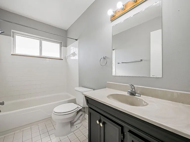 121 E Van Riper Rd — Photo 16